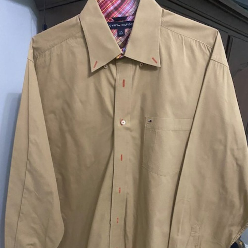 Two Khaki Tommy Helfiger Men's L Button Down Long Sleeve Dress Shirts